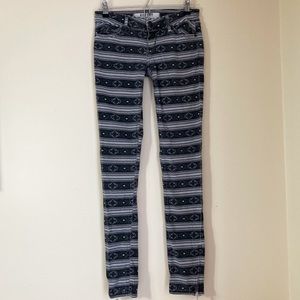 Kill City patterned zip ankle jeans size 25!!